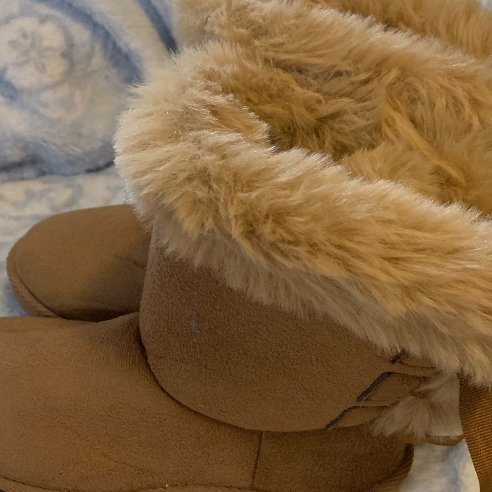 Josmo- Brown Furry Kids Boots - Picture 4 of 6